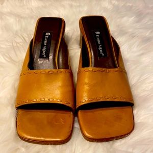 FREE SHIPPING Block heeled sandals